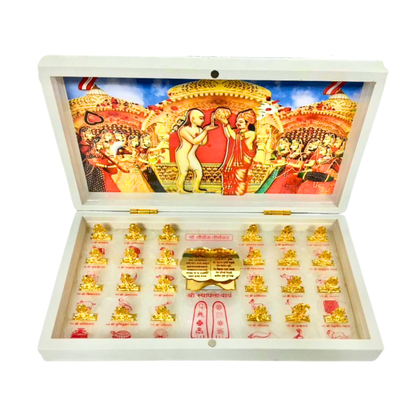 Picture of 24 Tirthankar And Varshitap Parna 3D Fiber Beautiful White Royal Box/Peti 