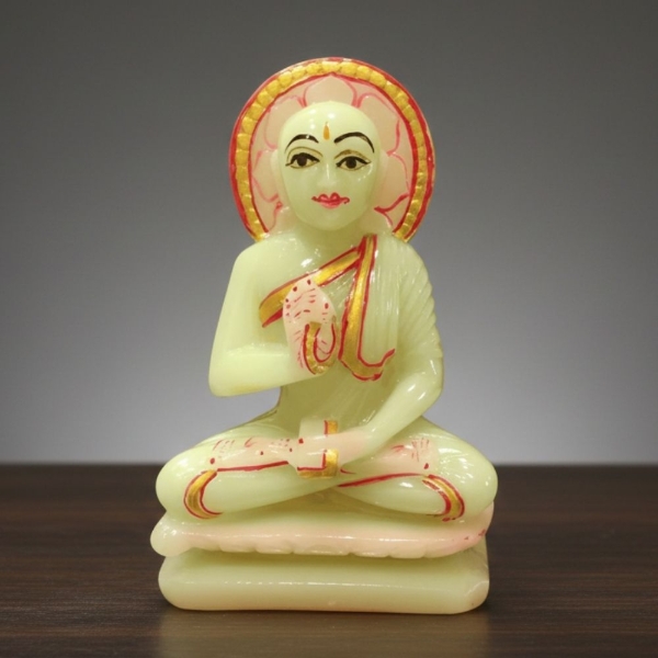 Picture of Dada Gurudev Idol (Size - 7 inches)