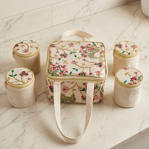 Picture of Pooja Bag With 4 Box
